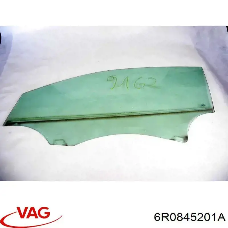 Стекло двери передней левой GS7415D305 XYG