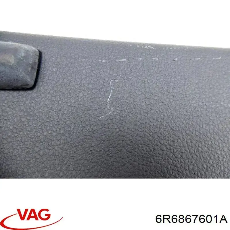 Обшивка-облицовка крышки багажника VAG 6R6867601A цена, от 17.78 USD