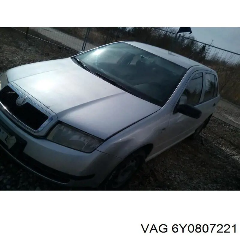 Передний бампер 6Y0807221 VAG