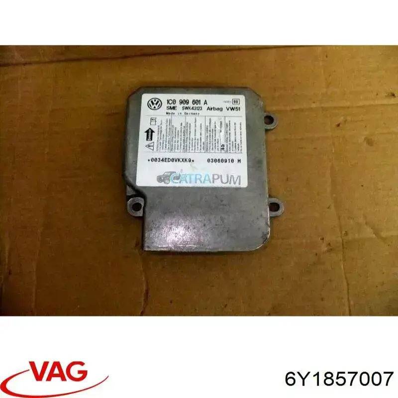 Купить 6Y1857007 VAG Панель передняя "торпедо"