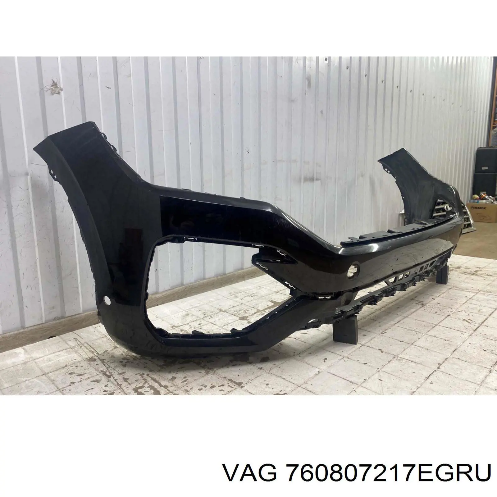 Бампер на авто VAG 760807217EGRU цена, от 1667.42 USD