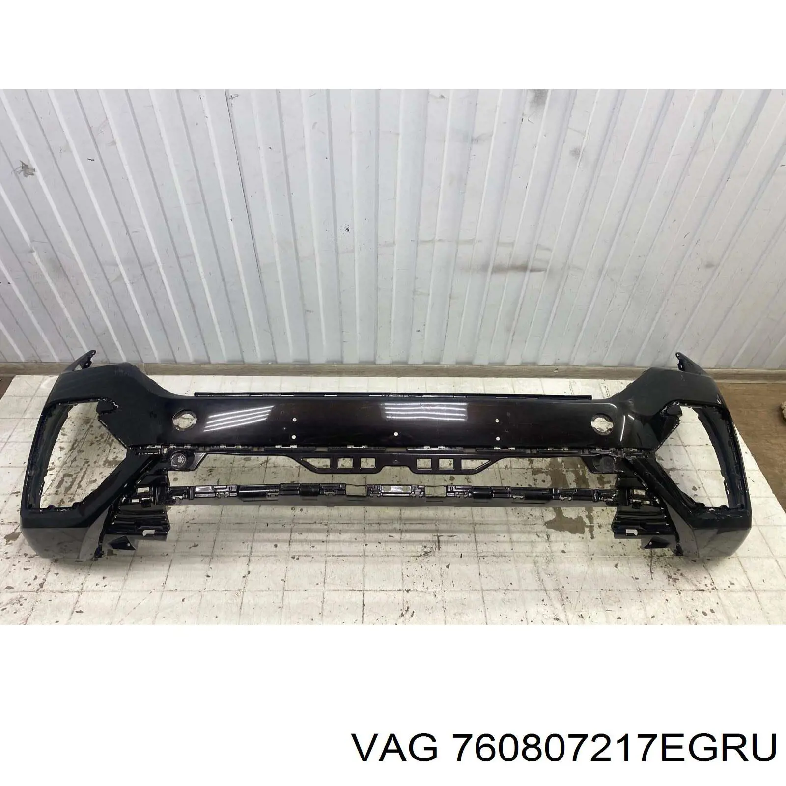 760807217EGRU VAG Бампер передний в сборе