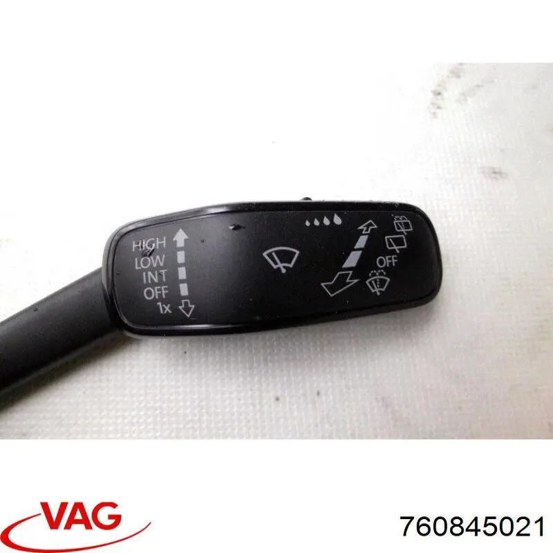 Стекло двери передней левой 760845021C VAG