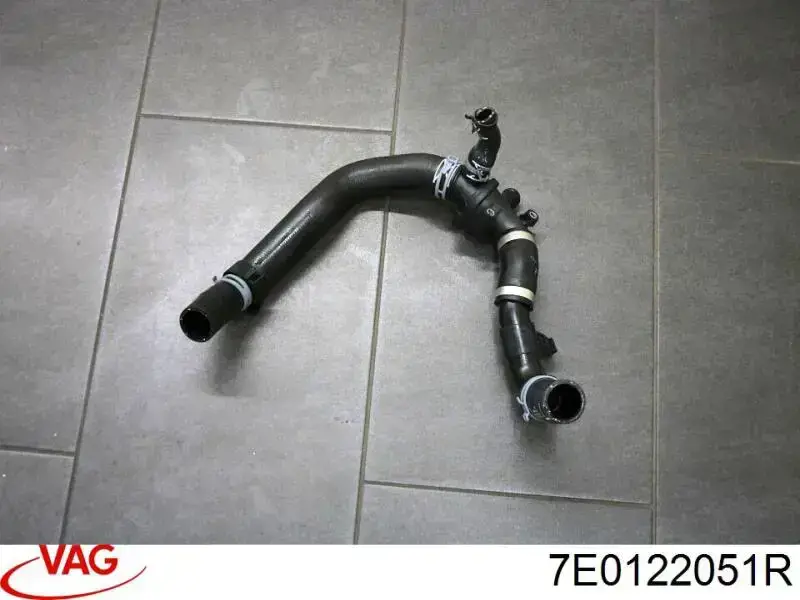 DWW565TT Thermotec Патрубок радиатора охлаждения нижний