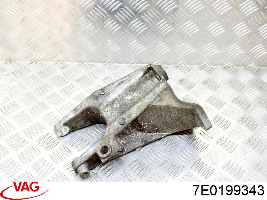 Кронштейн подушки (опоры) двигателя правой VAG 7E0199343 цена, от 43.73 USD