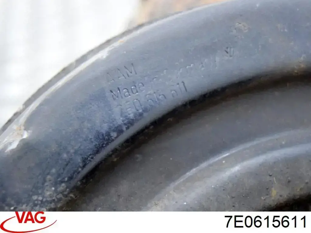 Щиток тормозного диска заднего Vika 66151749601 цена, от 15.98 USD