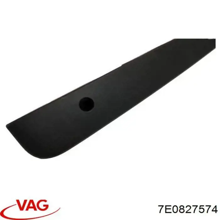 Корпус фонаря подсветки номерного знака VAG 7H0827574G9B9