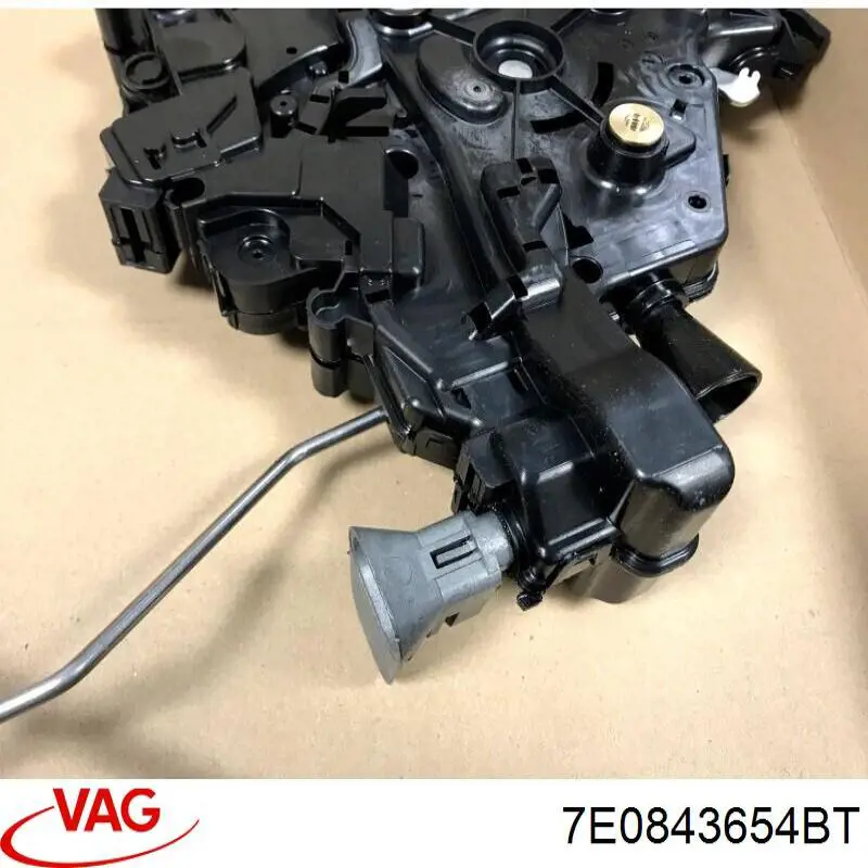 Замок и ручки (передней) двери VAG 7E0843654BT цена, от 69.24 USD