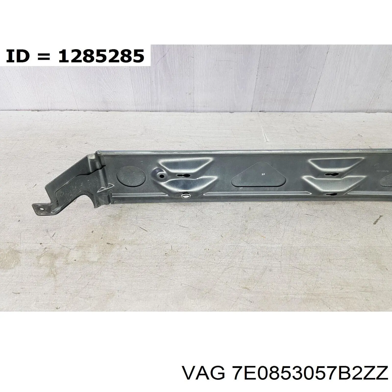 7E0853057B2ZZ VAG 