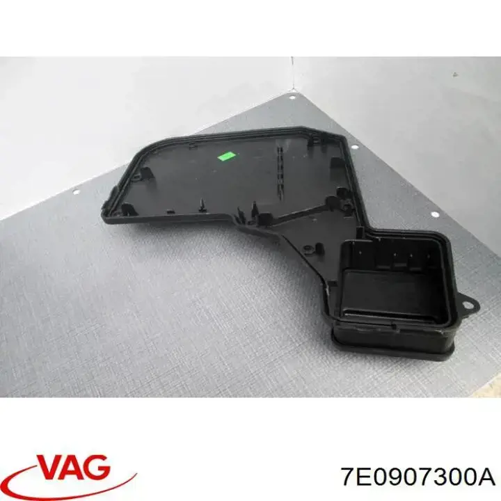Купить 7E0907300A VAG Крышка блока предохранителей