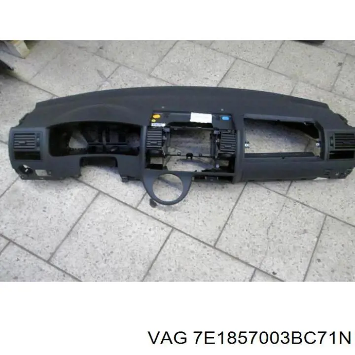 Панель салона передняя "торпедо" VAG 7E1857003BC71N цена, от 1465.49 USD