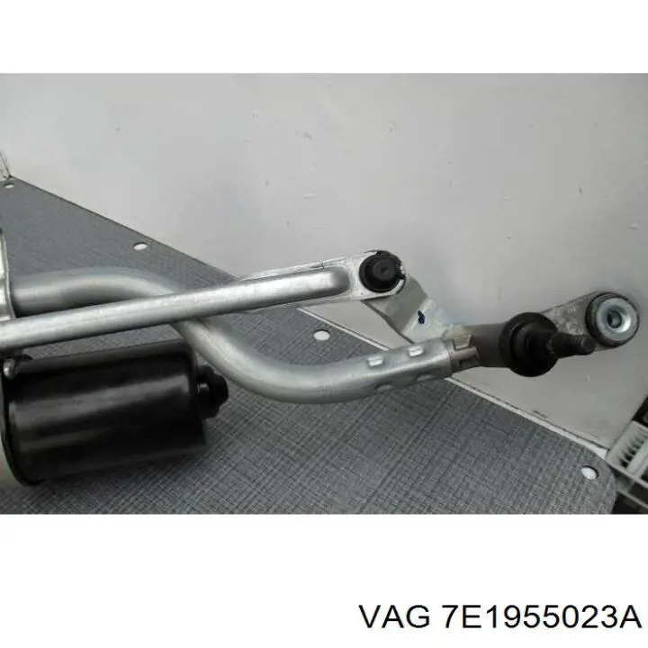 Трапеция щеток лобового стекла VAG 7E1955023A цена, от 45.20 USD