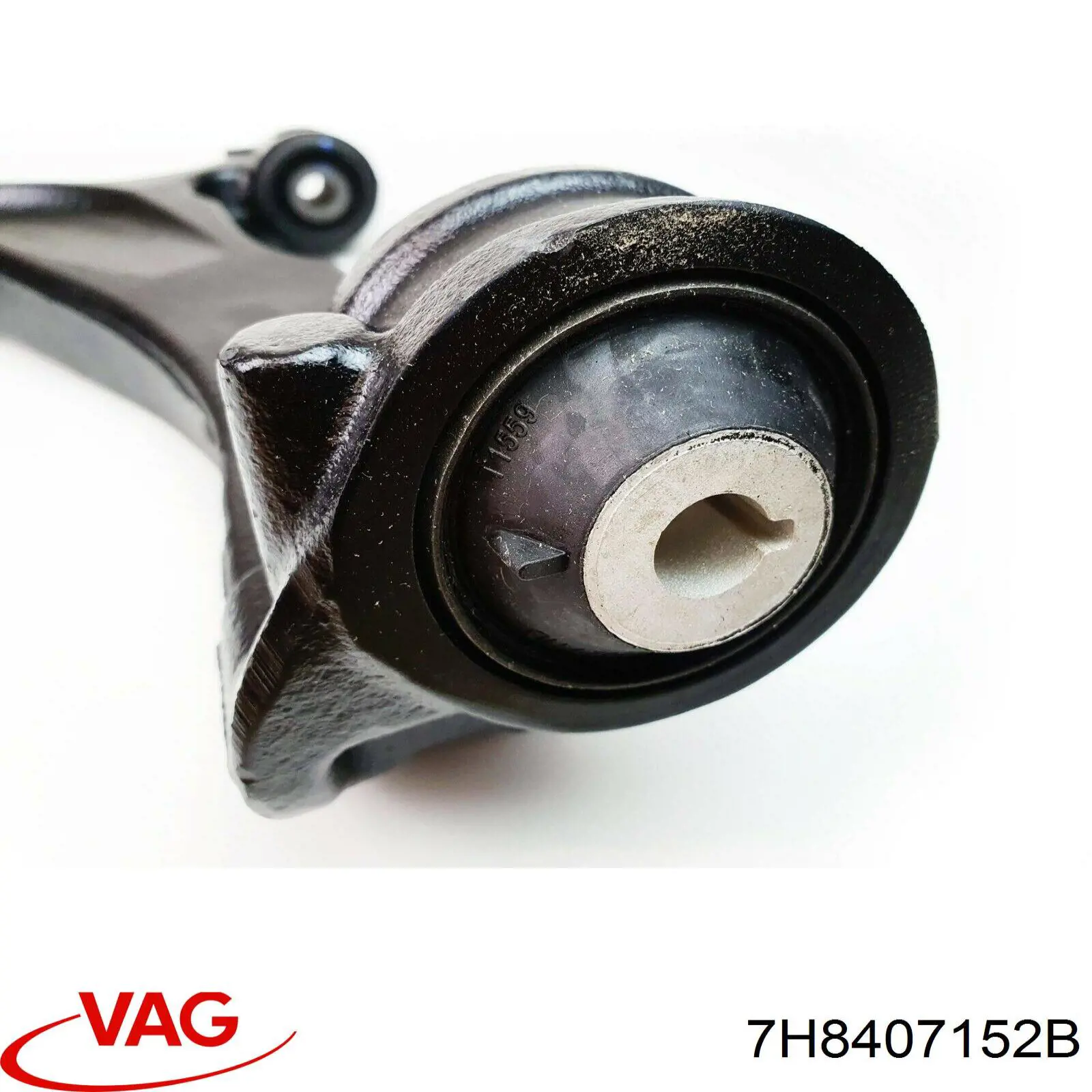 Купить 7H8407152B VAG Нижний правый рычаг передней подвески