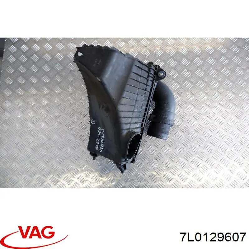 Caixa de filtro de ar Volkswagen Touareg I 7LA, 7L6, 7L7