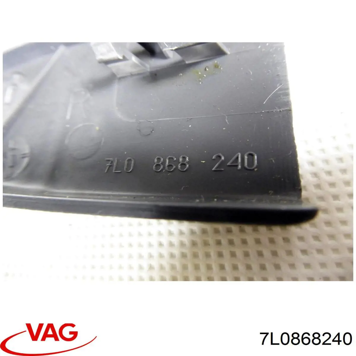 7L0868240 VAG 