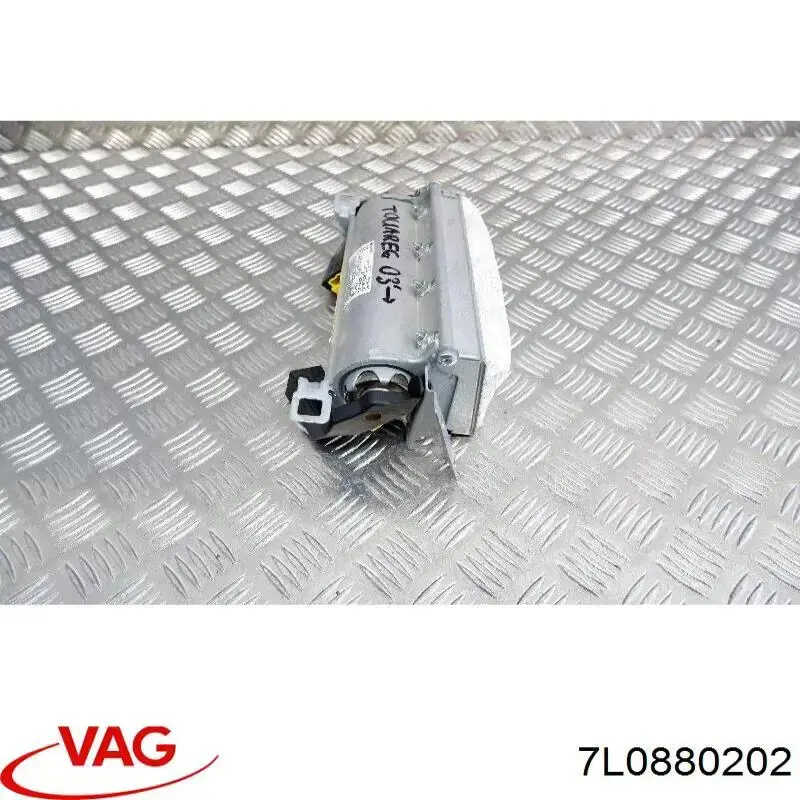 Подушка безопасности (AIRBAG) пассажирская VAG 7L0880202 цена, от 19.19 USD