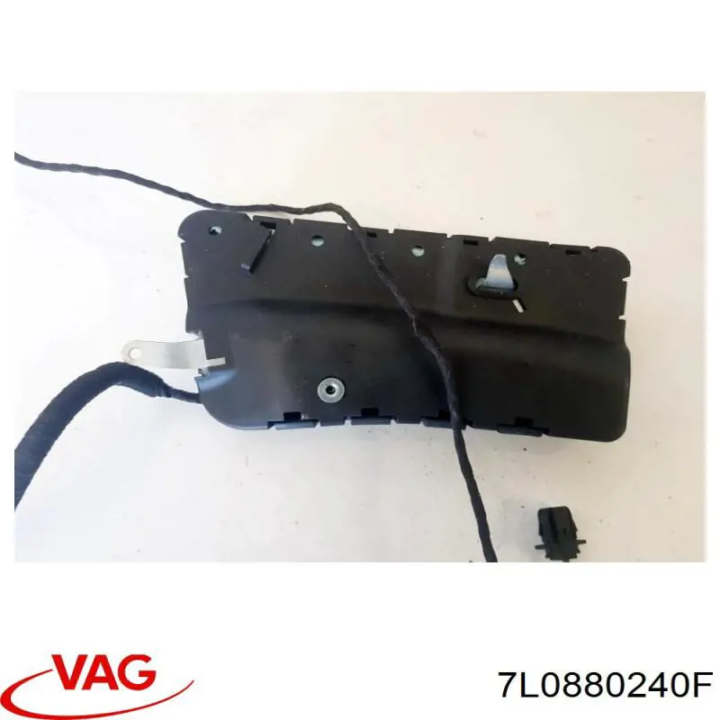 Купить 7L0880240K VAG Подушка безопасности (AIRBAG) спинки сиденья правого