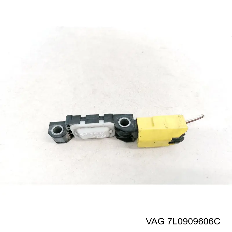 Купить 7L0909606C VAG Датчик подушки безопасности