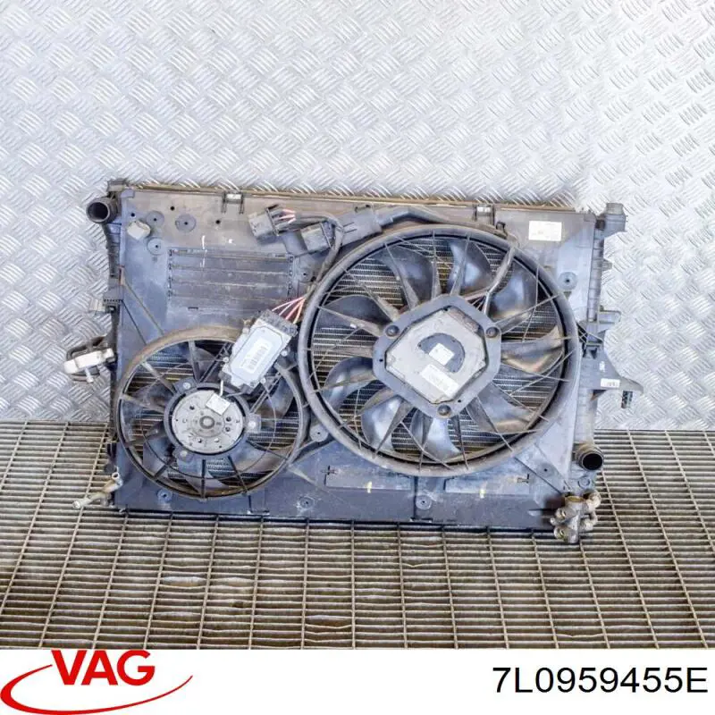 Купить 7L0959455E VAG Электровентилятор охлаждения в сборе (мотор+крыльчатка) правый