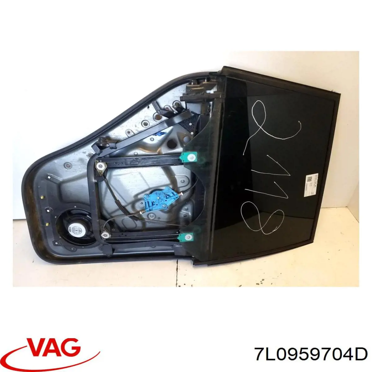 Мотор стеклоподъемника двери задней правой VAG 7L0959704D цена, от 12.08 USD