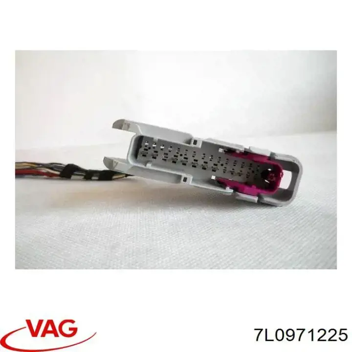 Клема автомобильного аккумулятора VAG 7L0971225