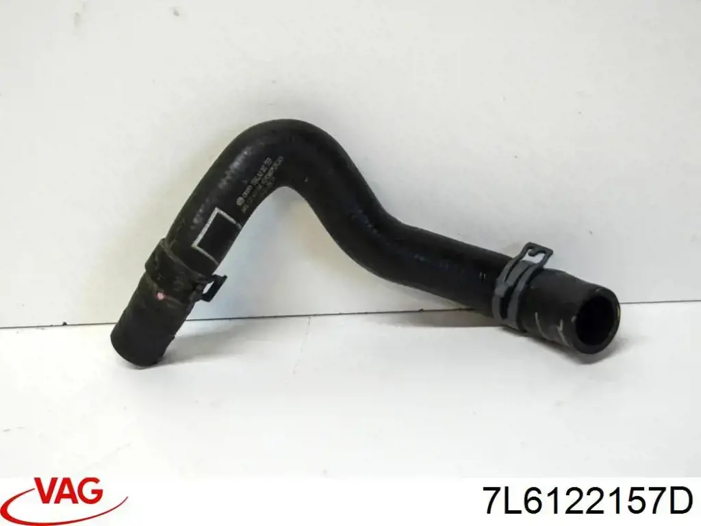  Mangueira (cano derivado) do sistema de esfriamento Volkswagen Touareg I SUV (7LA, 7L6, 7L7) (2002 - 2010) I