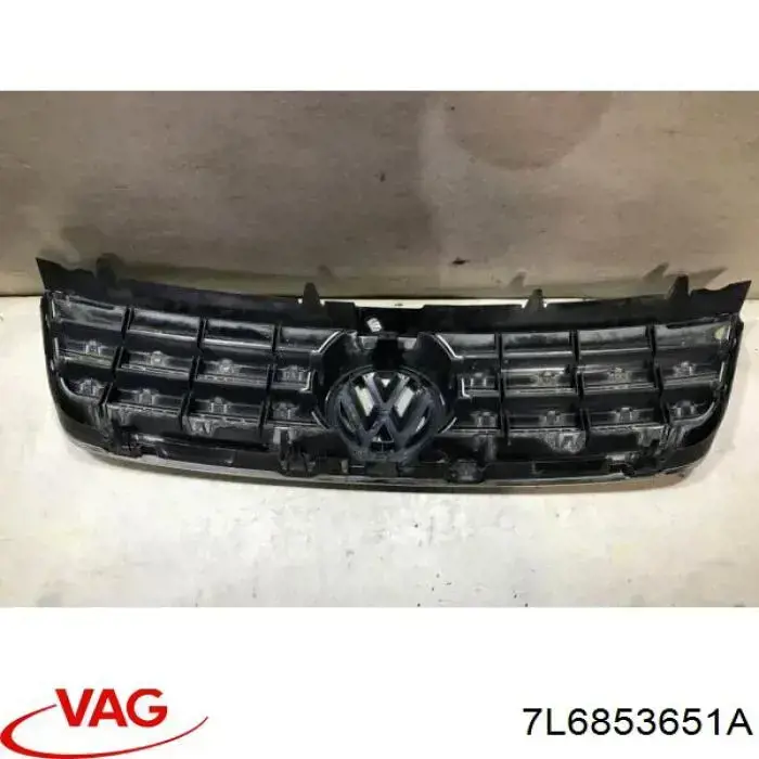 7L6853651A VAG Решетка радиатора