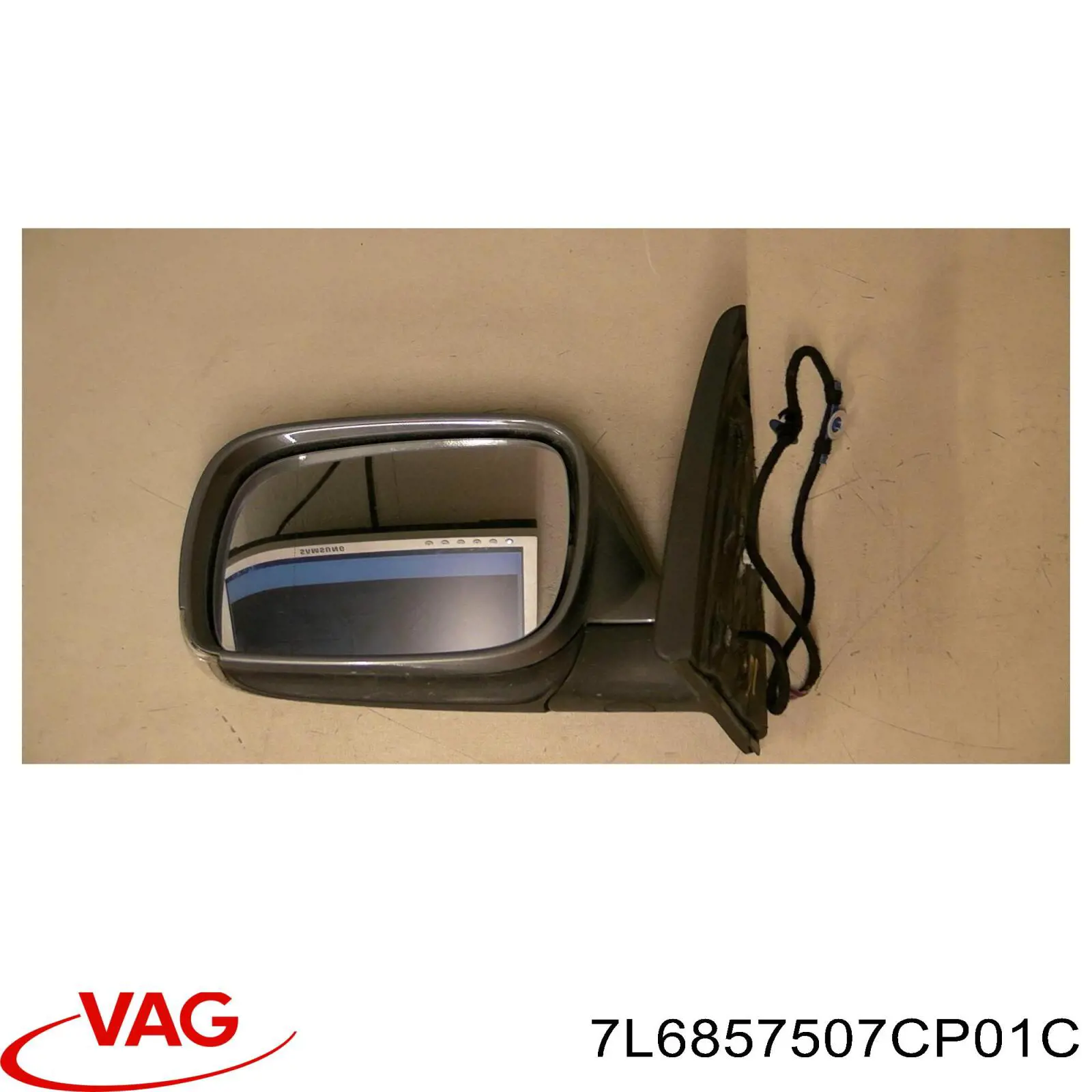 Корпус зеркала заднего вида левого (внутрення часть) VAG 7L6857507CP01C цена, от 190.68 USD