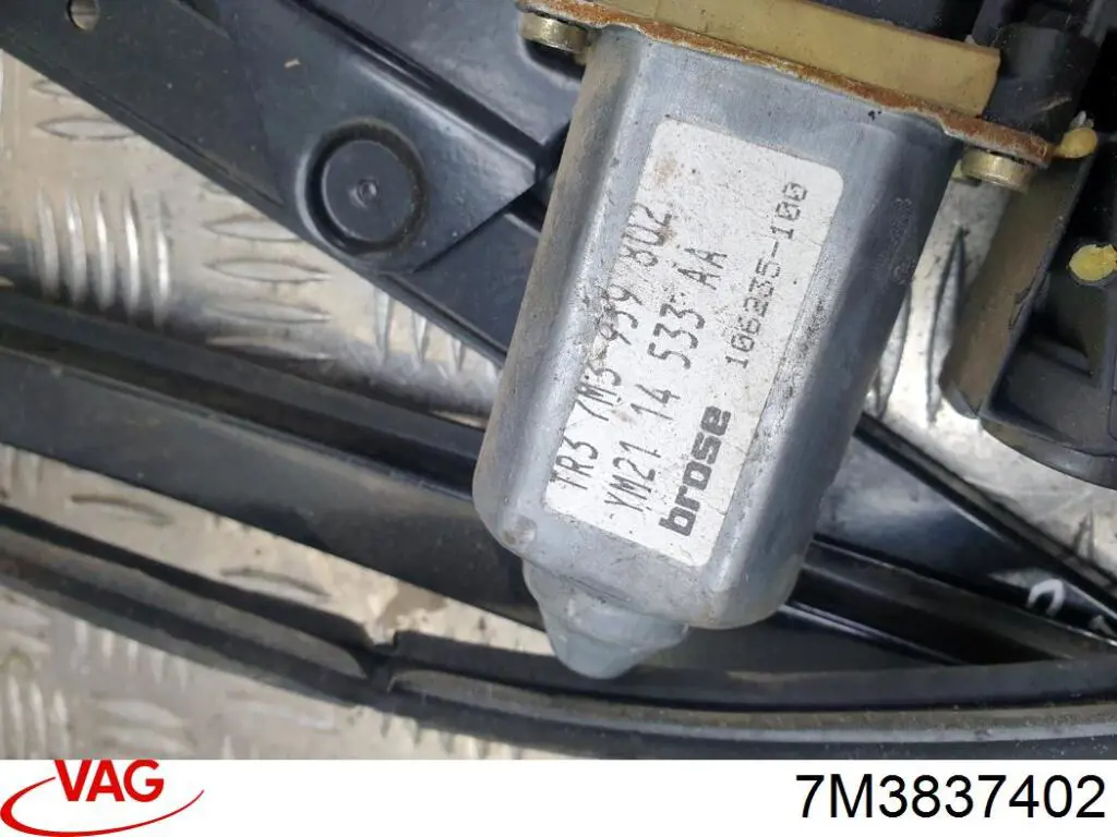 7M3837402 VAG 