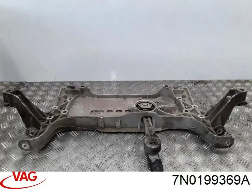 Передняя балка VAG 7N0199369A цена, от 37.63 USD