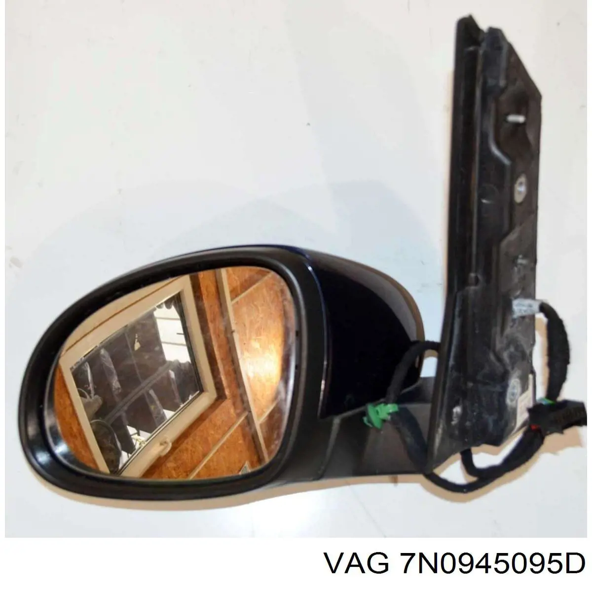 Купить 7N0945095E VAG Стоп задний