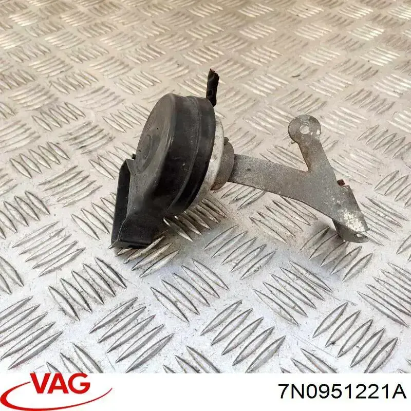 Сигнал звуковой Фольксваген Пассат B7