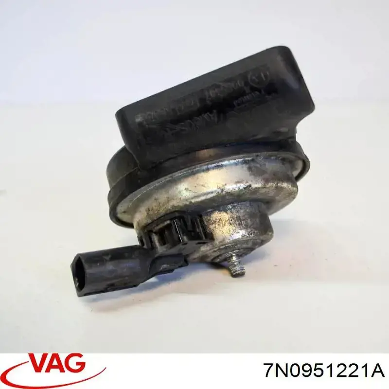 Клаксон на Volkswagen Passat B7 362