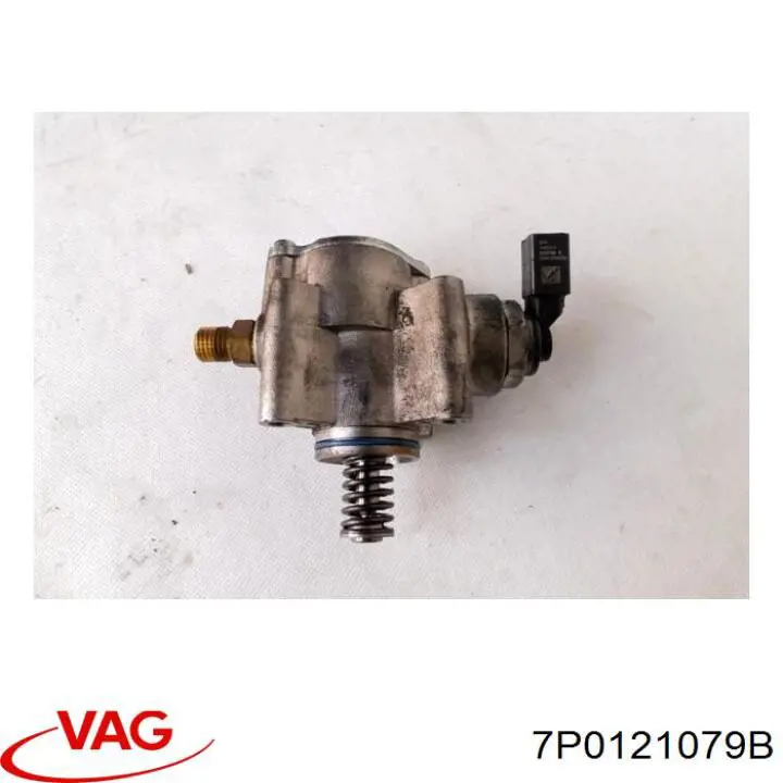 7P0121079B VAG Подушка крепления радиатора верхняя