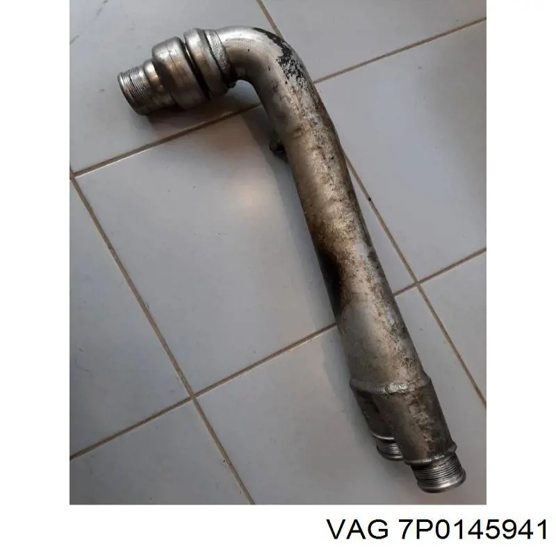 Шланг/патрубок интеркуллера VAG 7P0145941 цена, от 31.60 USD