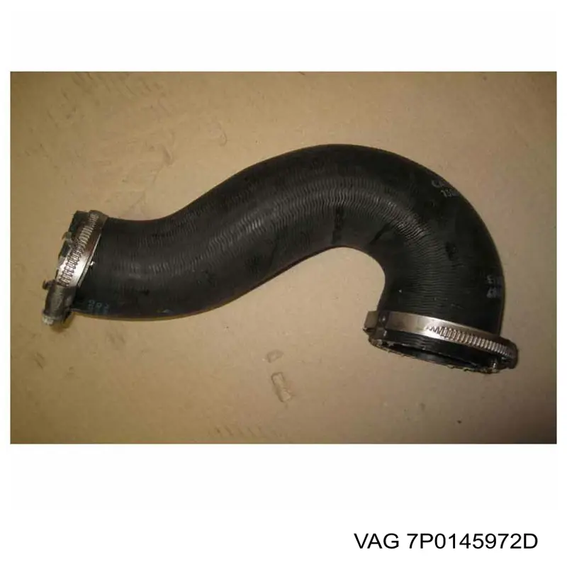 Купить 7P0145972D VAG Патрубок интеркулера
