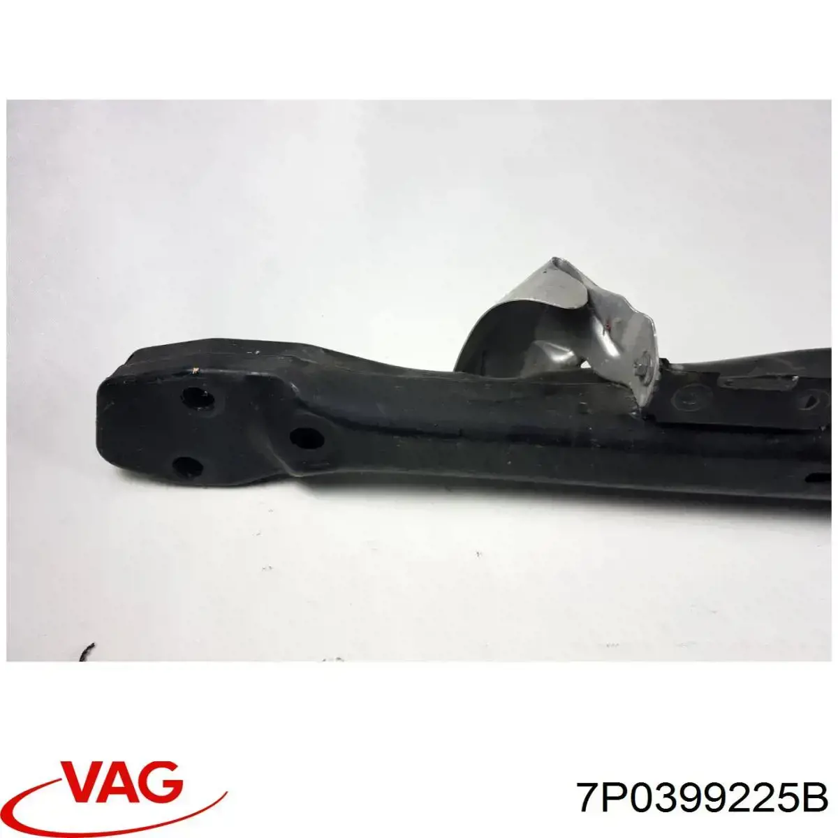 Купить 7P0399225B VAG Крепление трансмиссии
