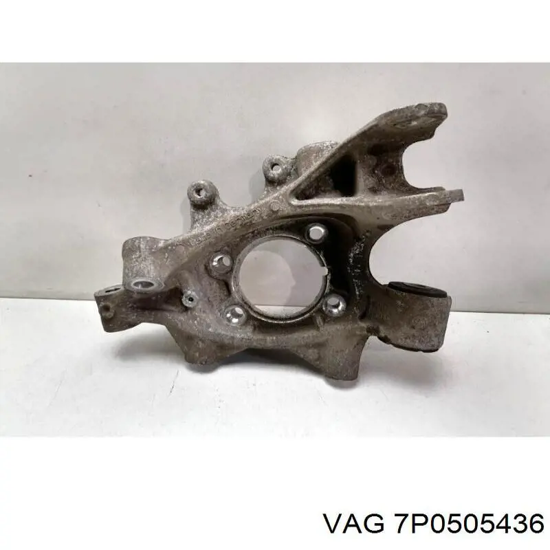 7P0505436 VAG Цапфа правая