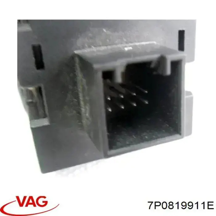 7P0819911E VAG Патрубок отопителя, обратка