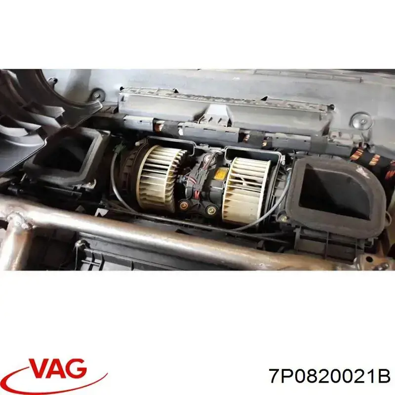 7P0820021B VAG Электромотор печки
