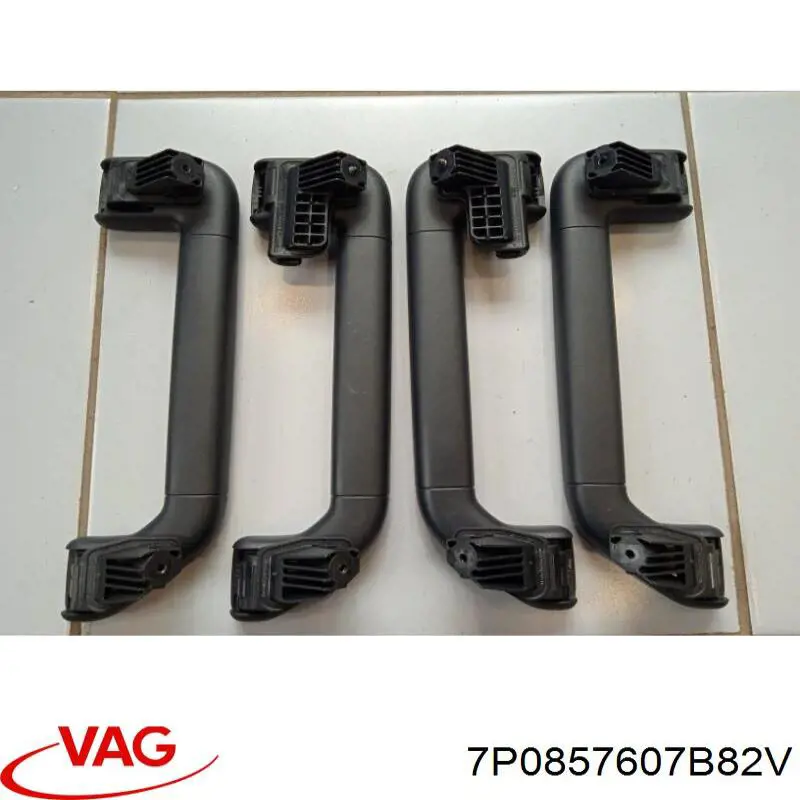 7P0857607B82V VAG 