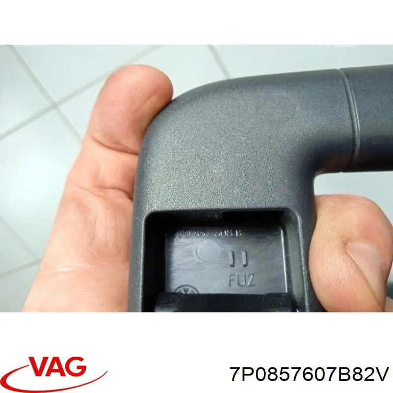 Купить 7P0857607B82V VAG 