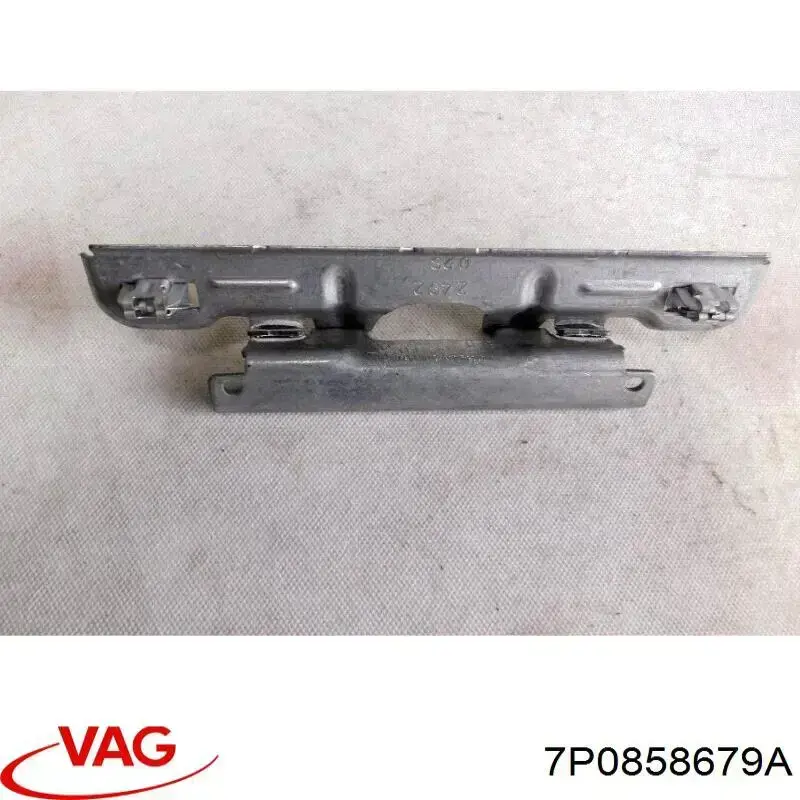 7P0858679A VAG 