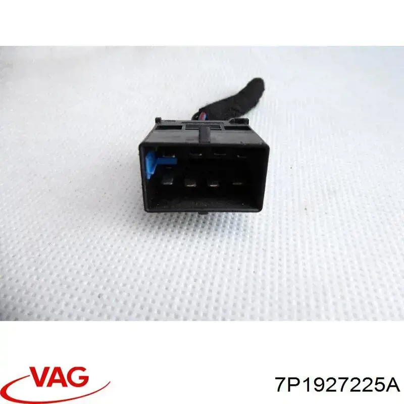 Клавиша электромеханического стояночного тормоза 7P1927225A VAG