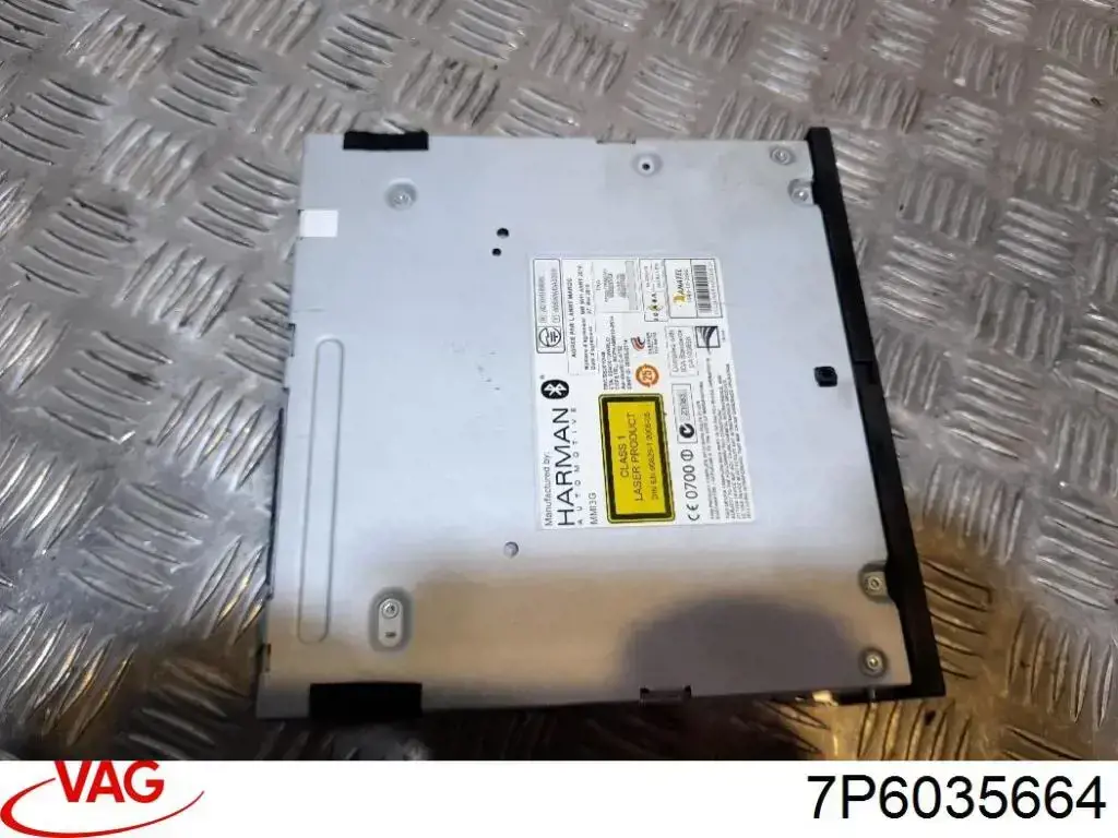 Магнитола (радио AM/FM) VAG 7P6035664 цена, от 255.98 USD