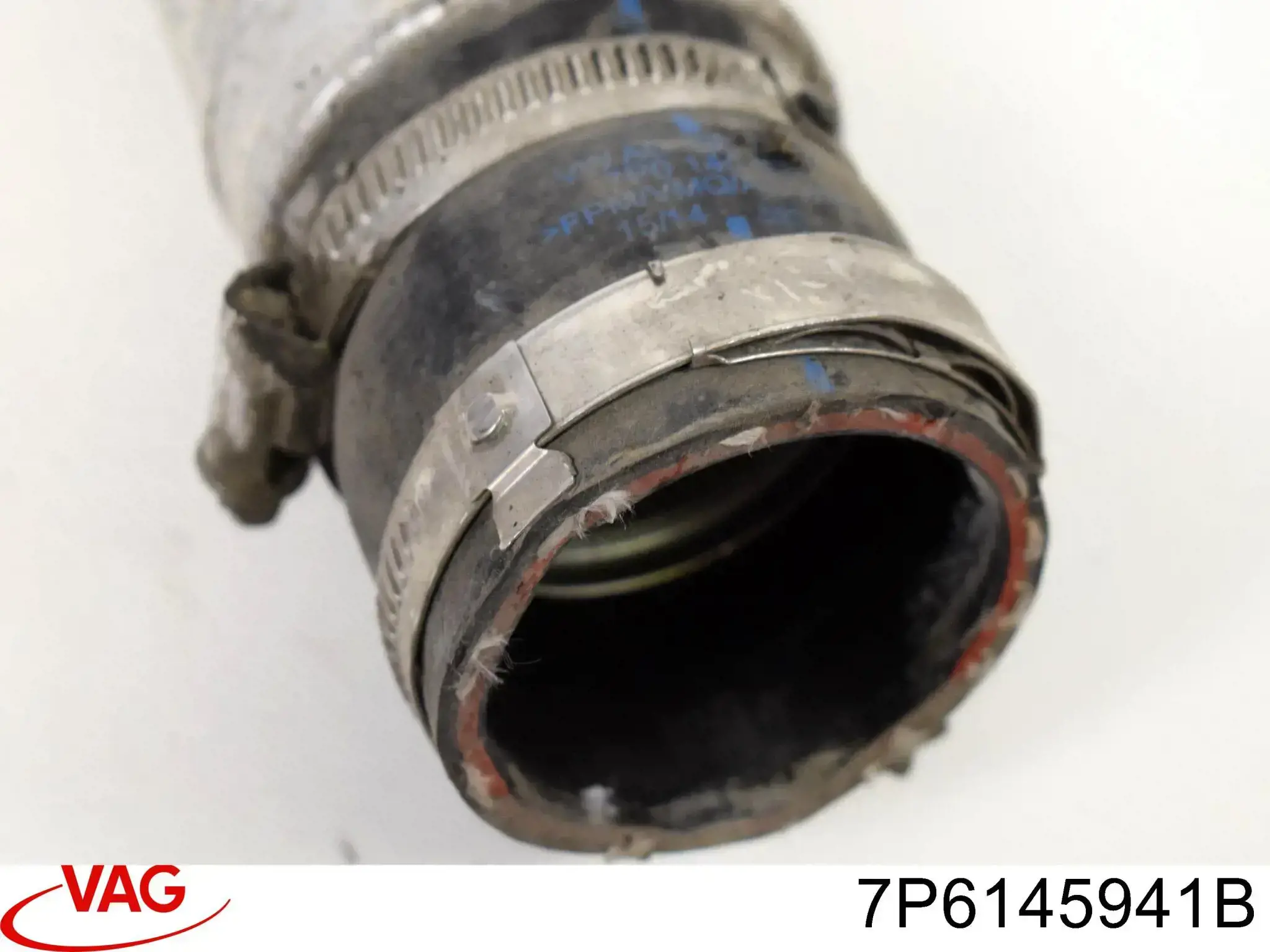 Шланг/патрубок интеркуллера VAG 7P6145941B цена, от 31.67 USD