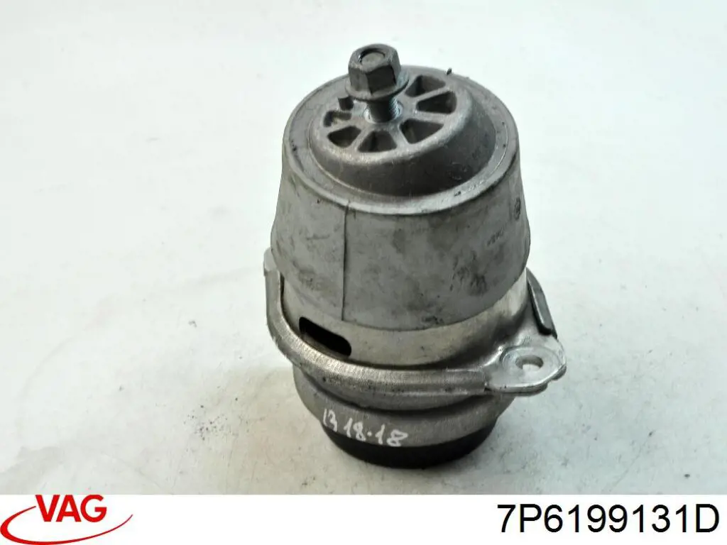 Купить 7P6199131D VAG Подвеска двигателя (силового агрегата)