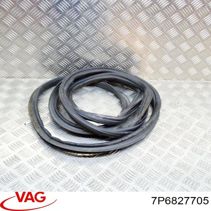 Уплотнитель крышки багажника VAG 7P6827705 цена, от 19.75 USD