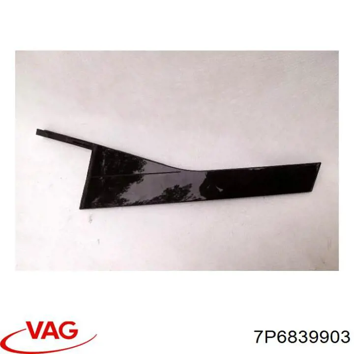 7P6839903 VAG Накладка задней двери, левой, вертикальная