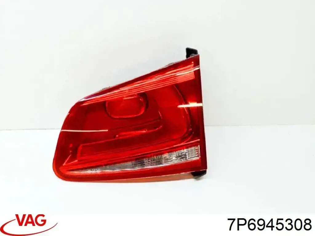 7P6945308 VAG Фара задняя правая внутренняя